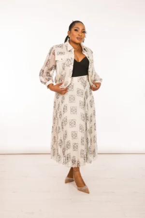 In loeweee skirt co-ord set